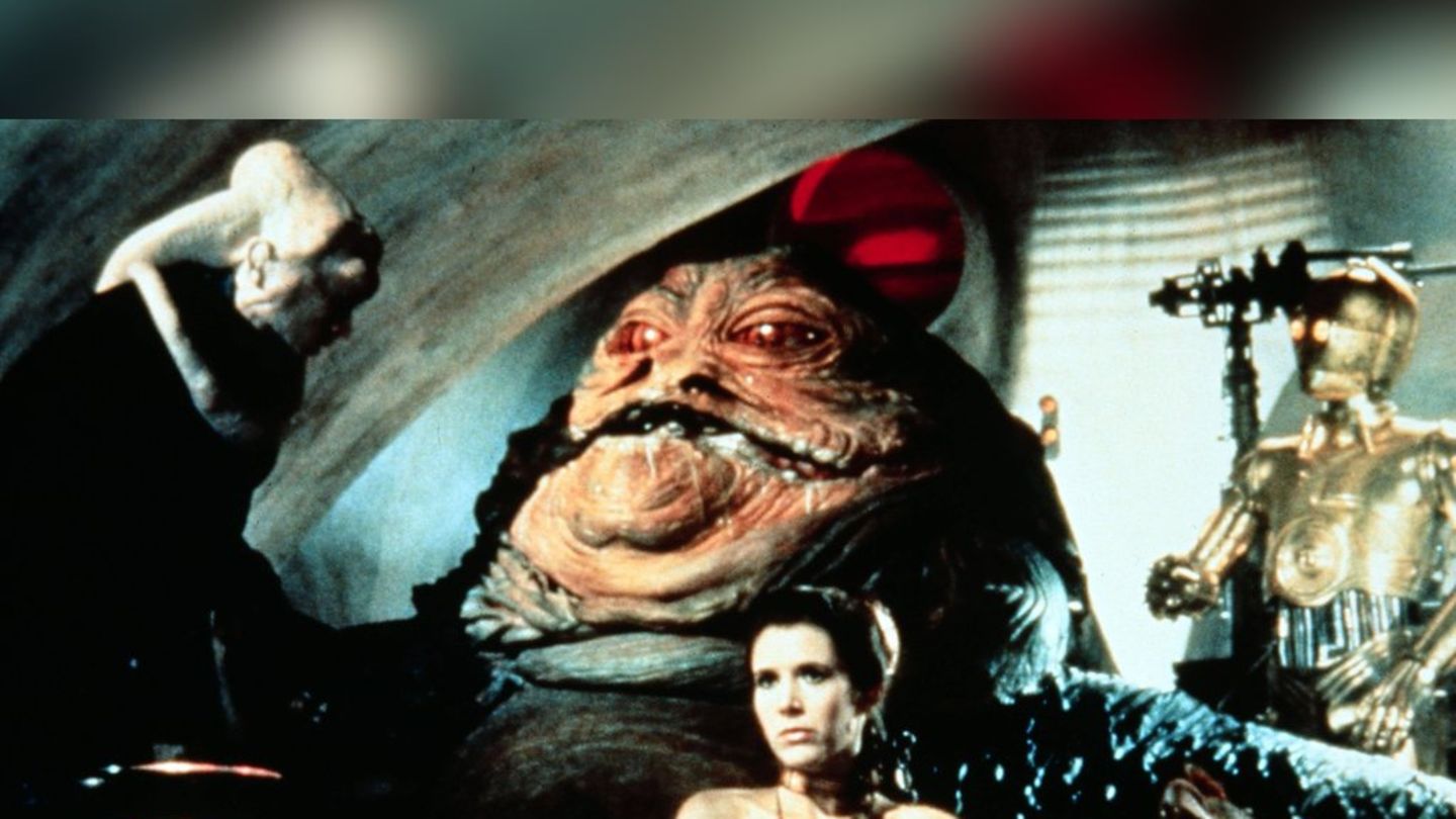 Beruehmtes-Outfit-von-Leia-unterm-Hammer.jpg