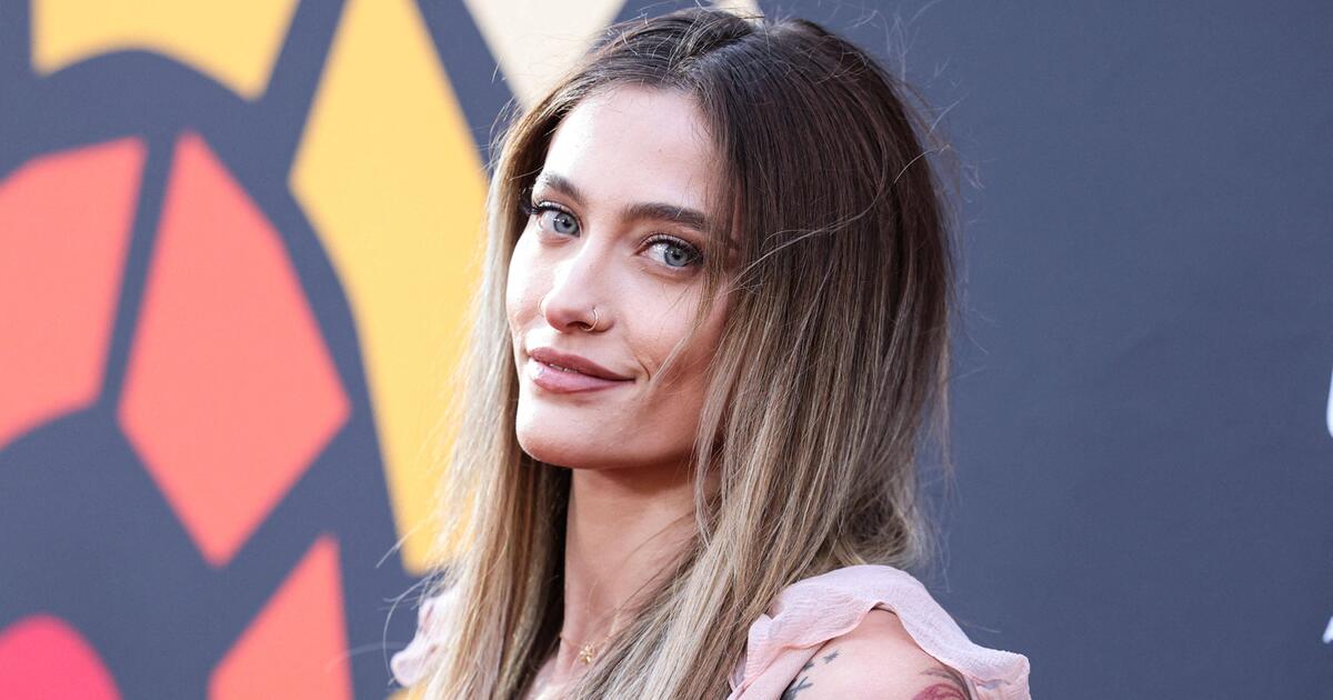 Paris-Jackson-So-wuerdigt-sie-den-65.-Geburtstag-ihres-Vaters.jpg