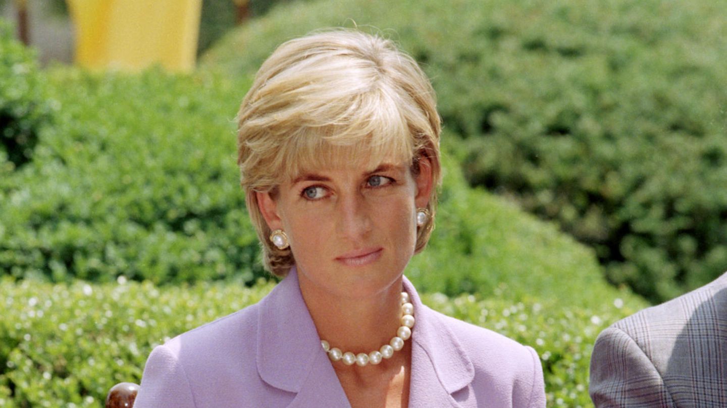 Prinzessin-Diana-†-hatte-Zukunftsangst-Brief-zu-ihrer-Scheidung-veroeffentlicht.jpg