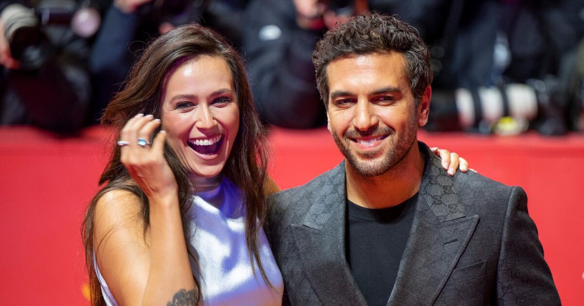Elyas-MBarek-geniesst-die-Anonymitaet-in-New-York.jpg