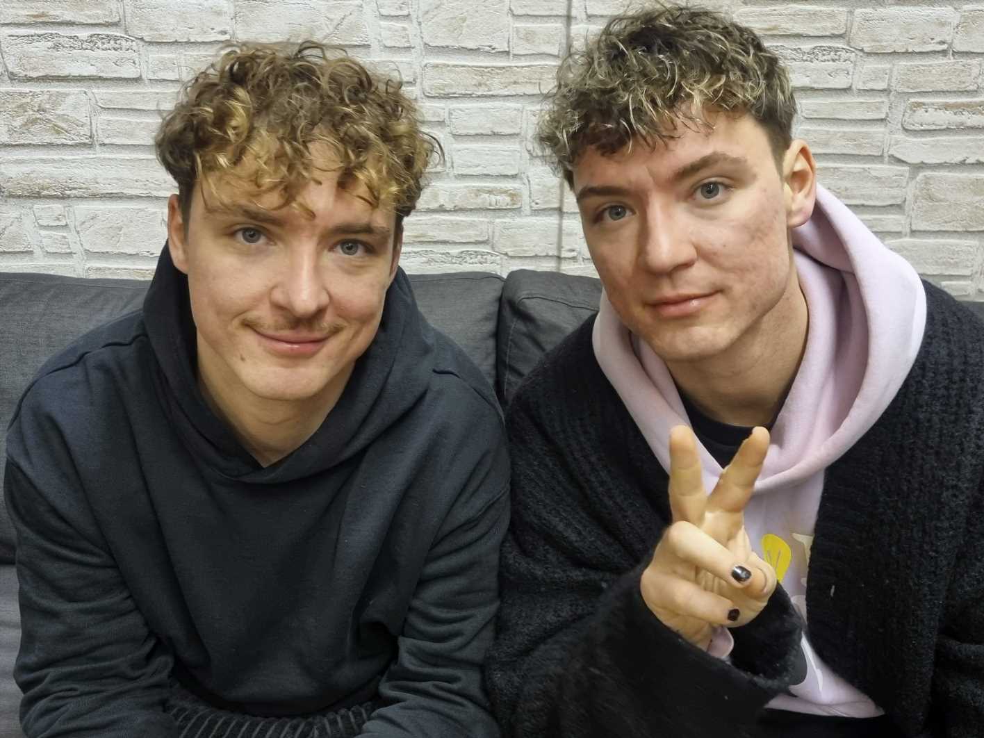 HERO-Die-Lochis-versprechen-echte-Rockshow-in-Wien.jpg