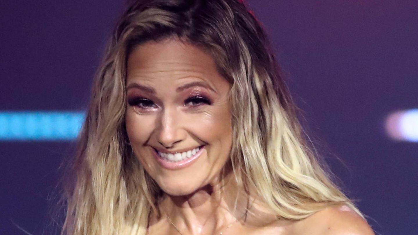 Helene-Fischer-Gemeinsam-mit-Thomas-arbeitet-sie-an-einer-ganzen-Kinderschar.jpg