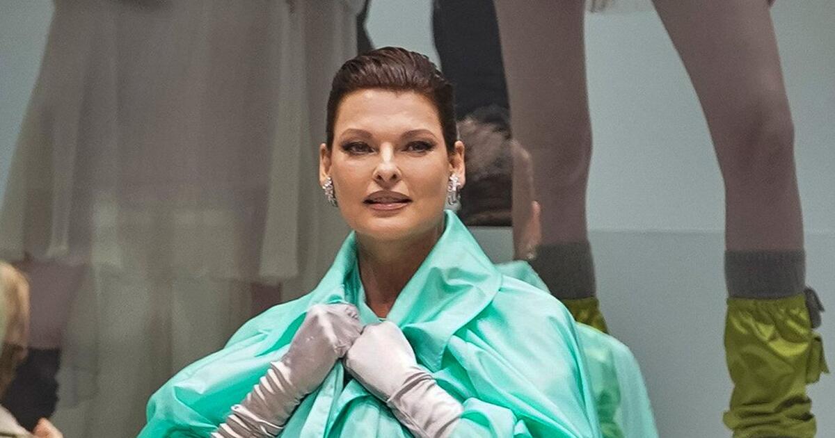 Linda-Evangelista-hatte-Brustkrebs.jpg