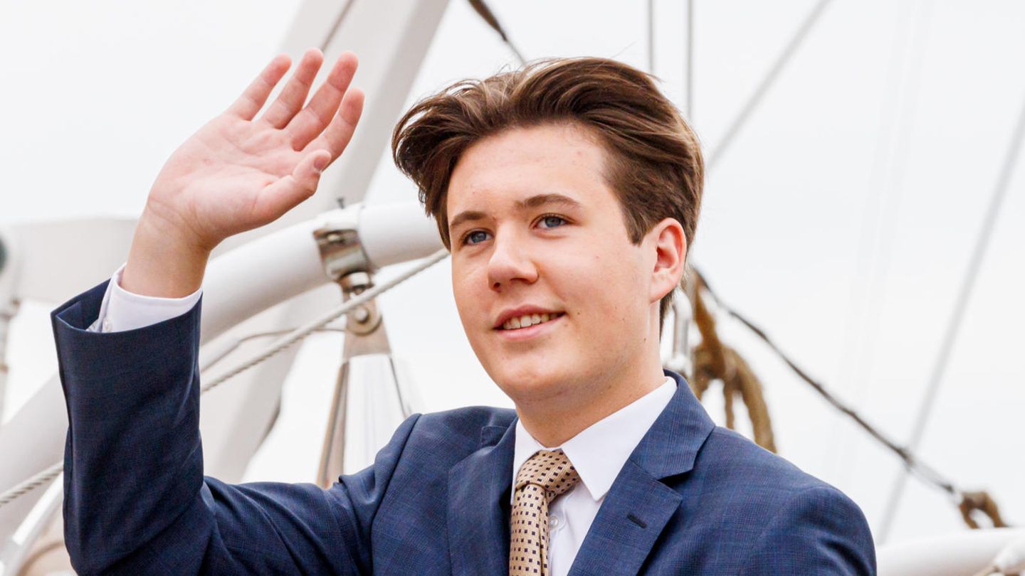 Prinz-Christian-feiert-18.-Geburtstag-–-aber-das-ist-auf-seiner-Party-nicht-erlaubt.jpg