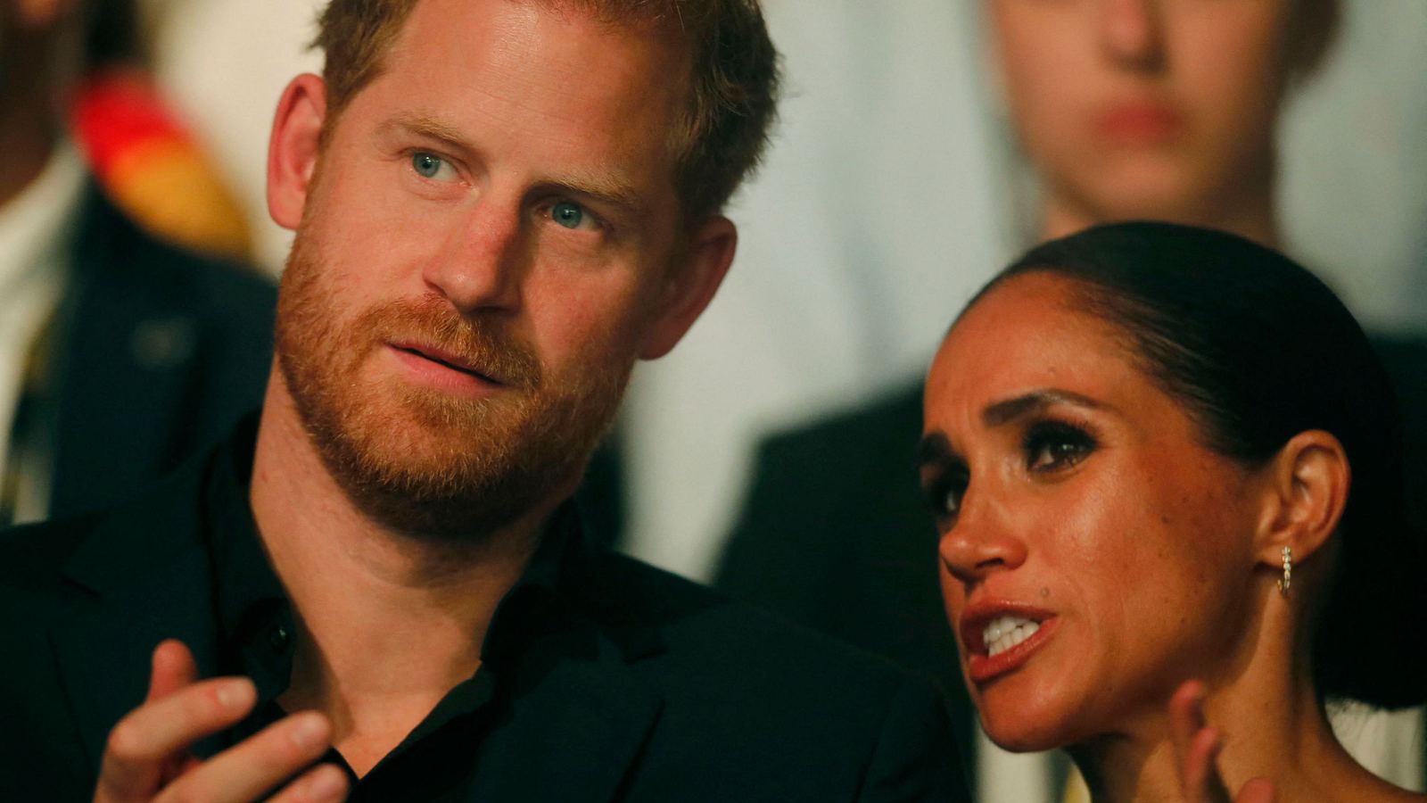 Prinz-Harry-Herzogin-Meghan-180-Grad-Kehrtwende-Sie-kehren-in-den-Schoss-der-Familie-zurueck-InTouch.jpg