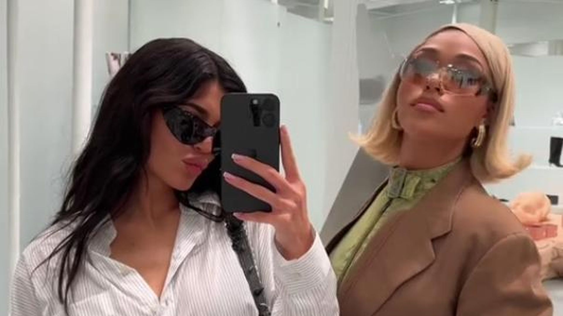 Vertragen-Kylie-Jenner-und-Ex-BFF-Jordyn-zusammen-unterwegs.jpg