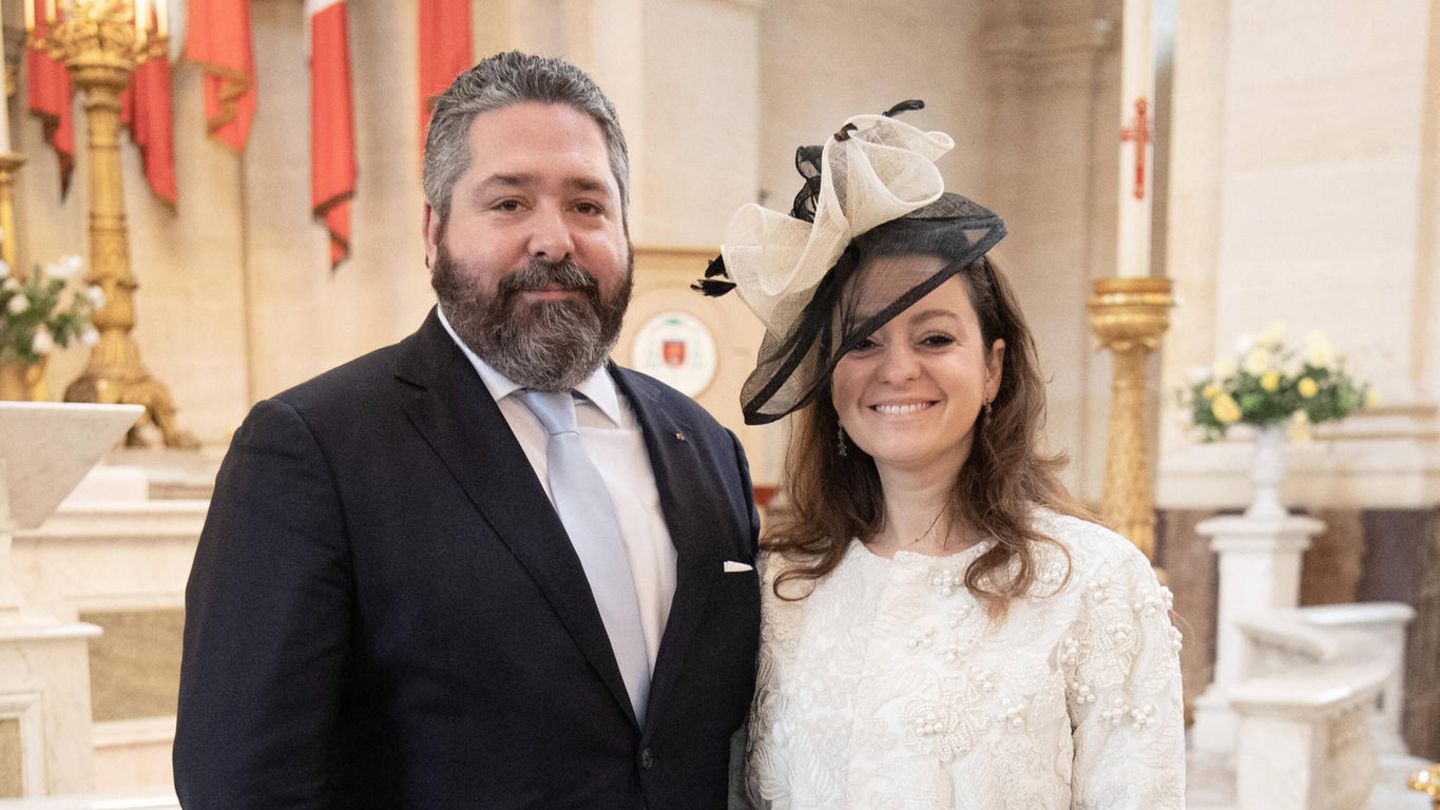 Victoria-Romanowna-Bettarini-Foto-mit-ihrem-Georgi-sorgt-fuer-Staunen.jpg