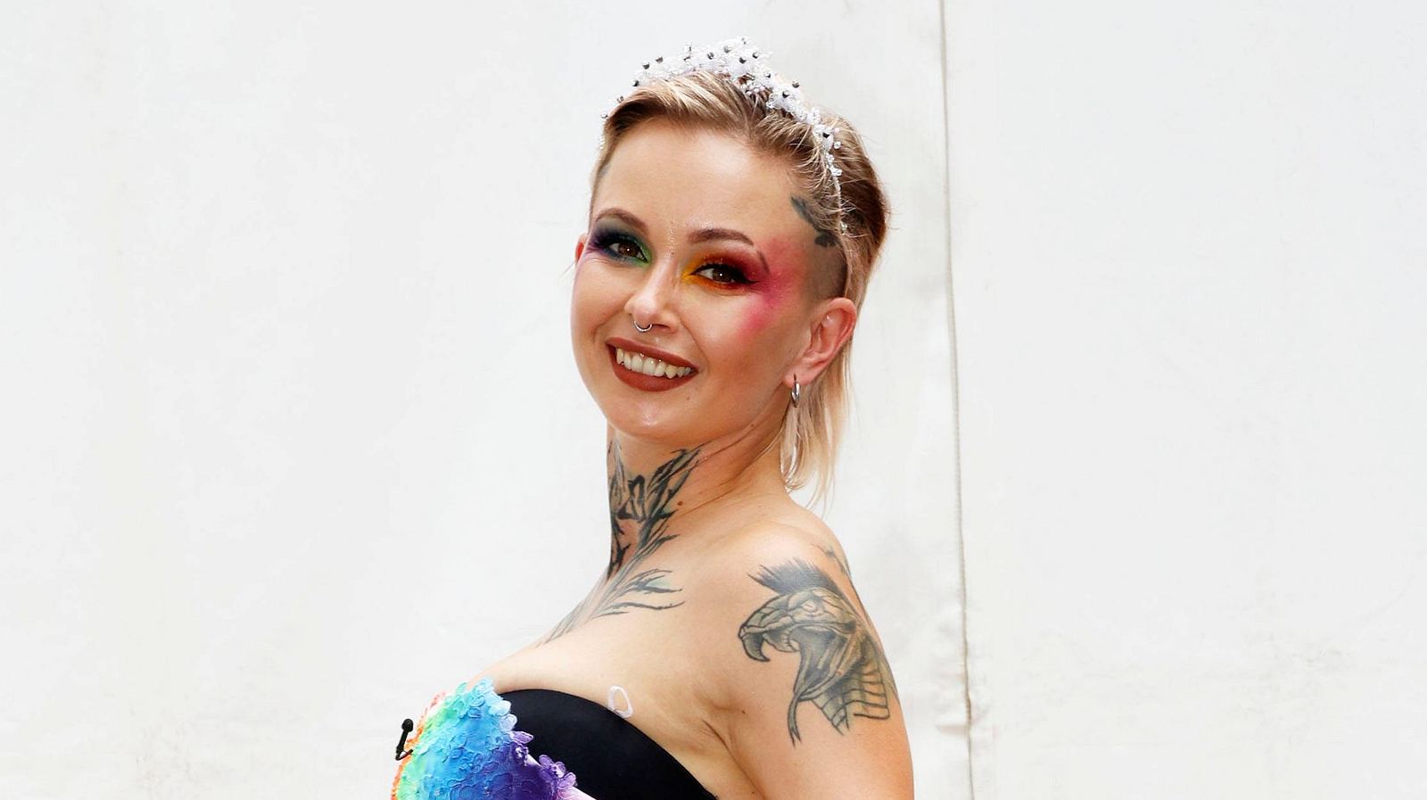 Edith-Stehfest-Verletzt-Grosse-Sorge-um-die-Sommerhaus-der-Stars-Teilnehmerin-InTouch.jpg