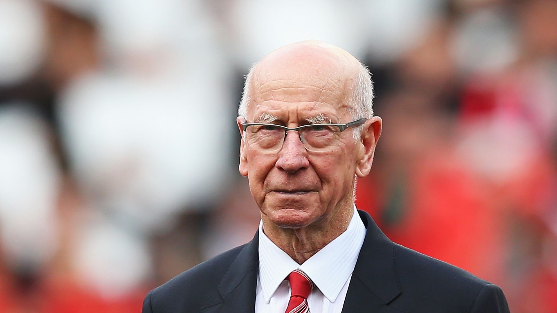 Englische-Fussball-Legende-Bobby-Charlton-86-ist-gestorben.jpg