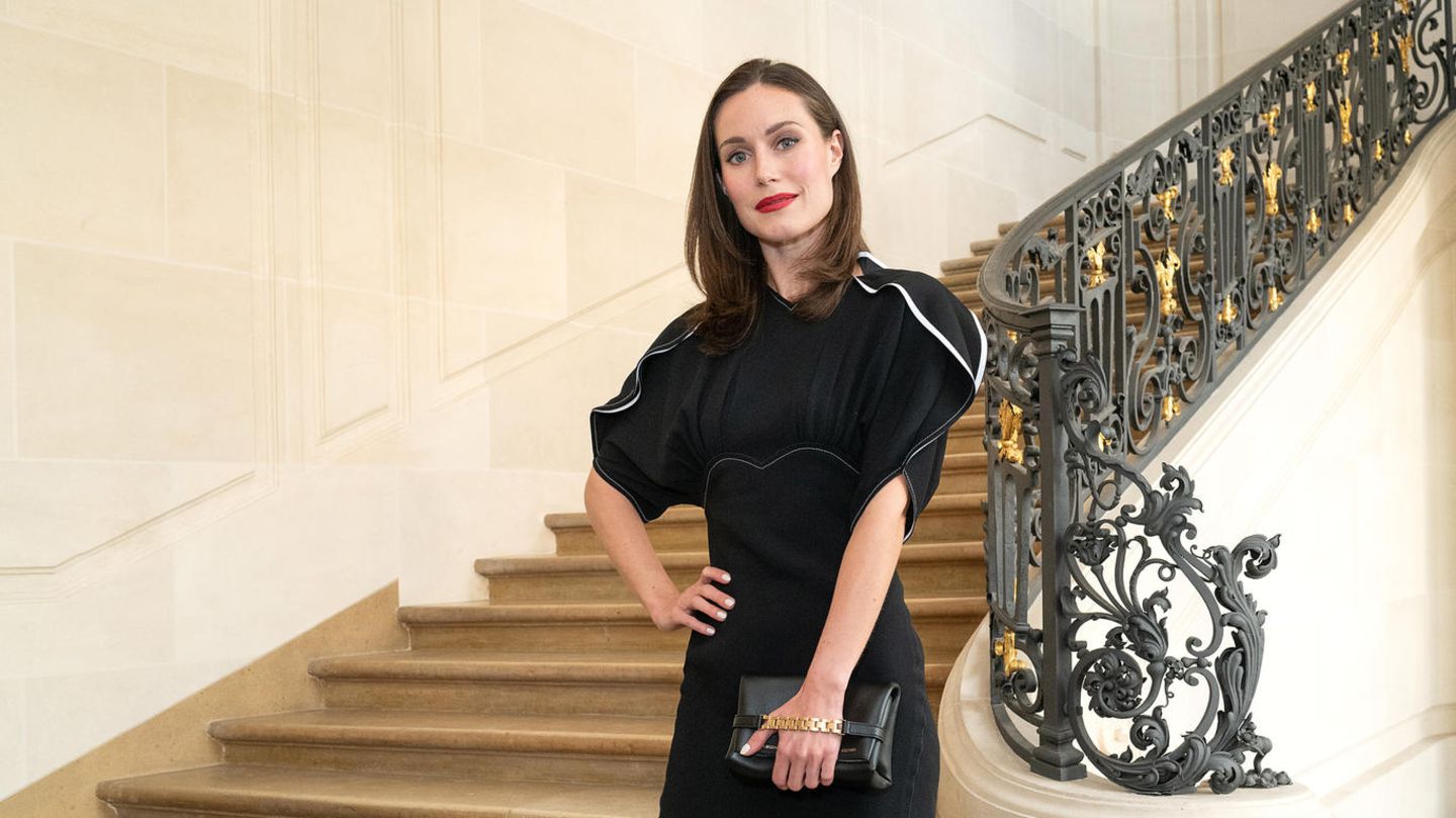 Finnlands-Ex-Ministerpraesidentin-zeigt-sich-stylisch-auf-der-Fashion-Week.jpg