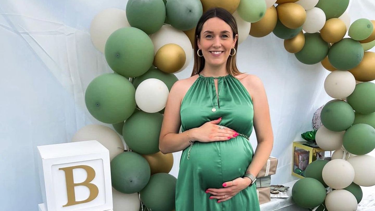 Hochzeit-auf-den-ersten-Blick-Vater-ihres-Babys-ist-ihre-Jugendliebe.jpg