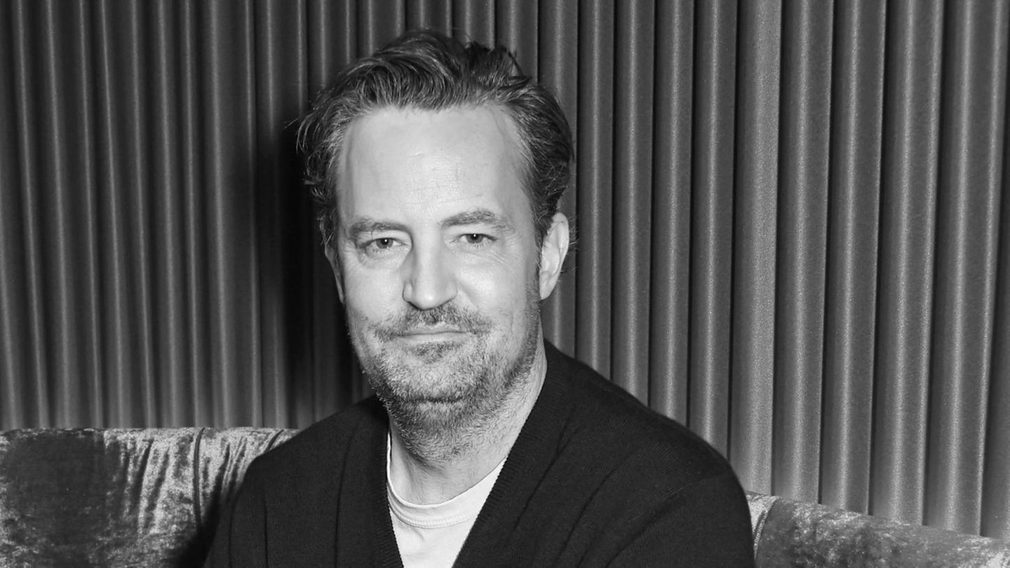 Hollywood-trauert-um-Matthew-Perry-†54-Reaktionen-auf-seinen-tragischen-Tod.jpg