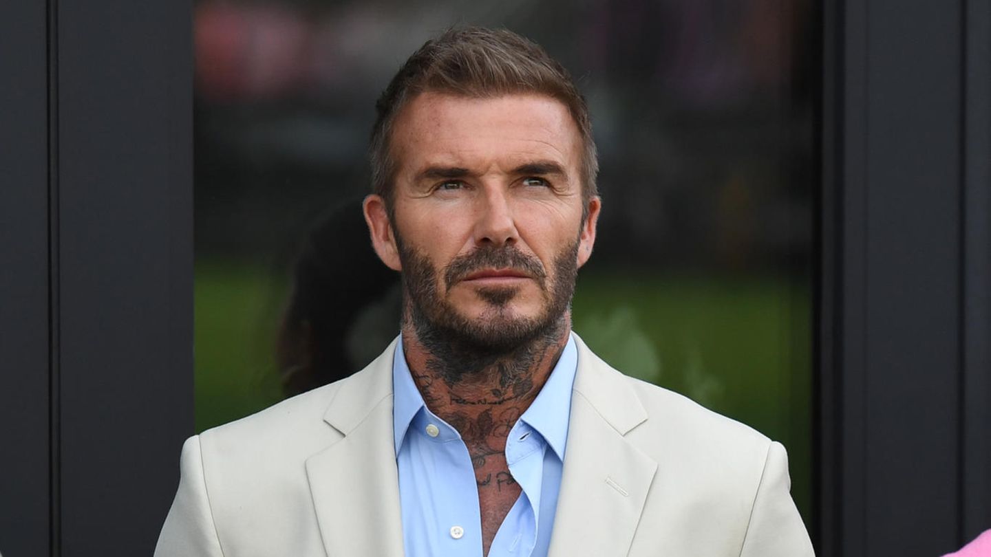 Neue-Enthuellungen-ueber-David-Beckham-Rebecca-Loos-will-ihn-bei-Tete-a-Tete-mit-Model-ertappt-haben.jpg