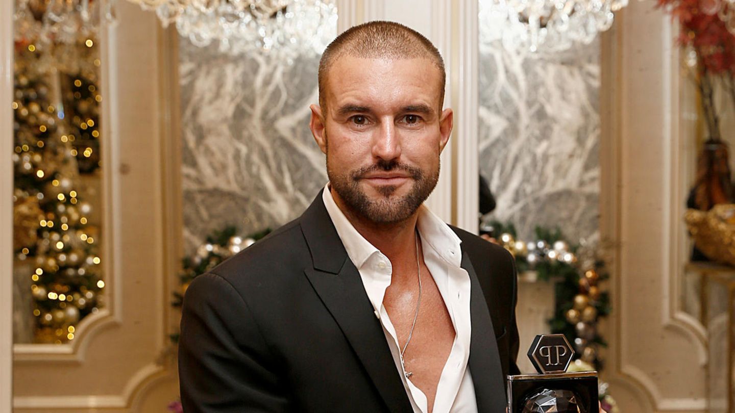 Philipp-Plein-in-seiner-Biografie-Wie-furchtbar-Sein-Vater-machte-ihm-das-Leben-zur-Hoelle.jpg