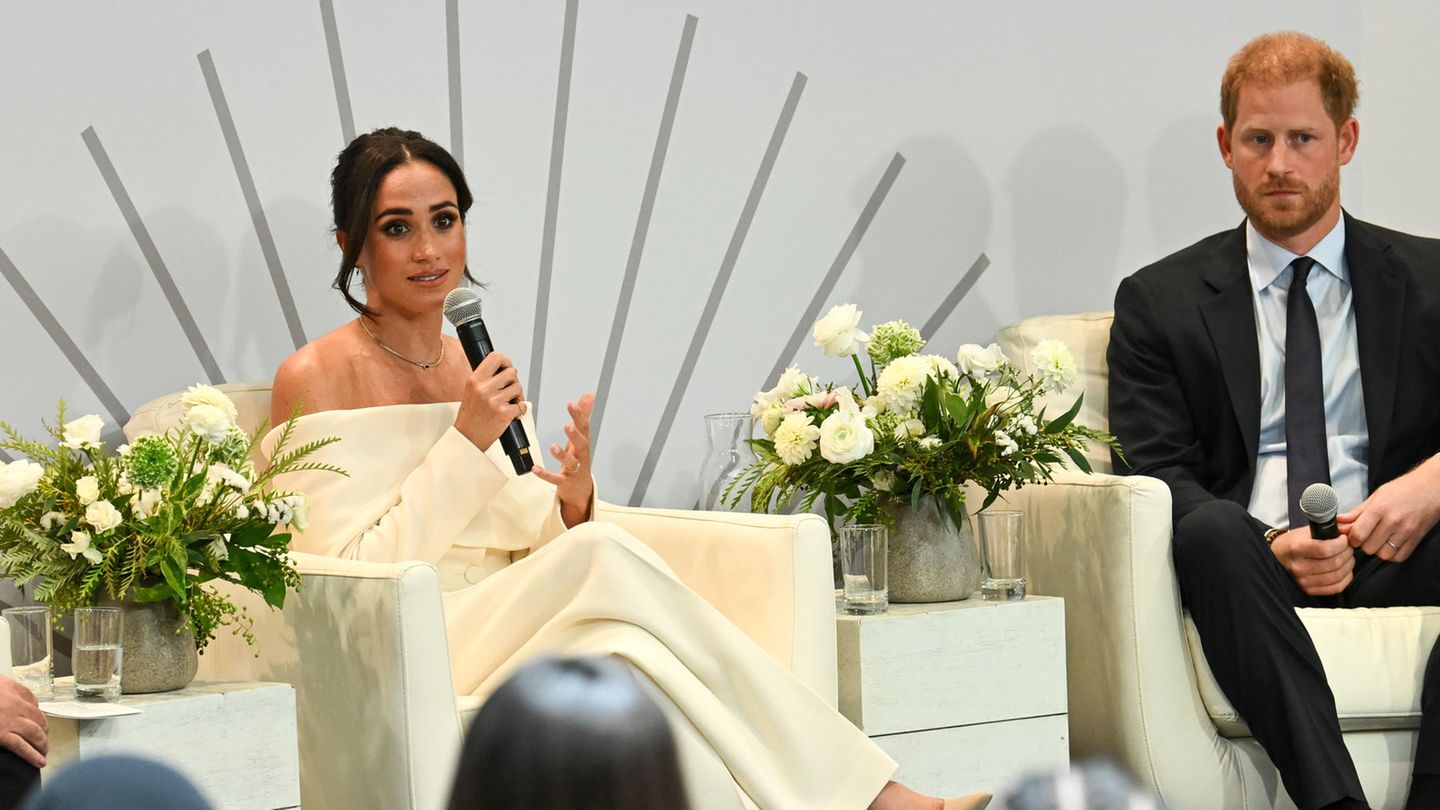 Prinz-Harry-grimmig-in-New-York-–-und-auch-Meghan-sendet-gemischte-Signale.jpg