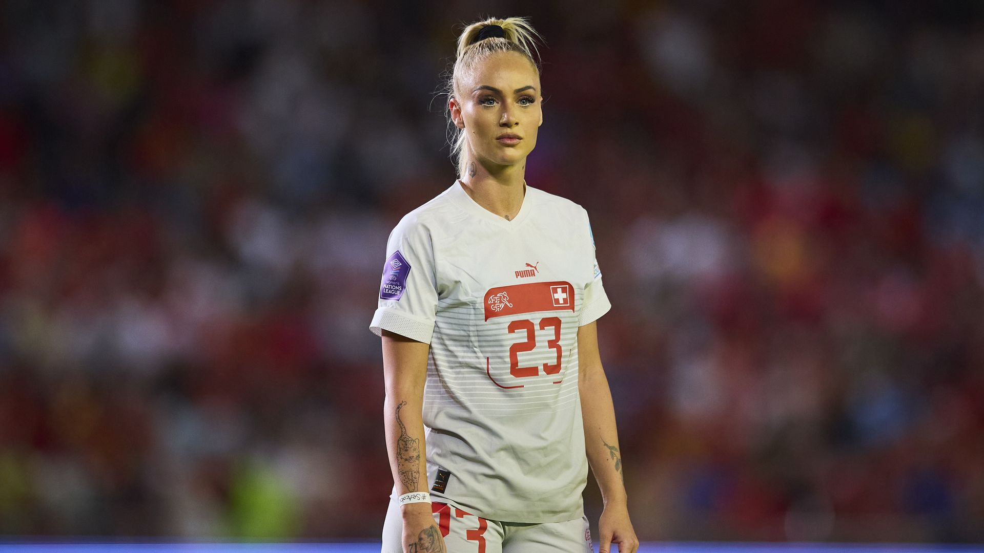 Profifussballer-bot-Alisha-Lehmann-100.000-Dollar-fuer-Sex.jpg