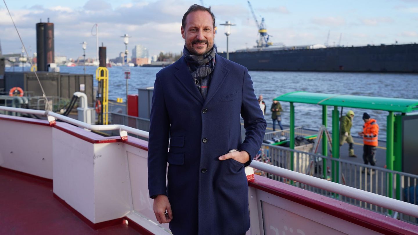 GALA-begleitet-Prinz-Haakon-in-Hamburg-Ein-royaler-Besuch-der-unaufgeregten-Art.jpg
