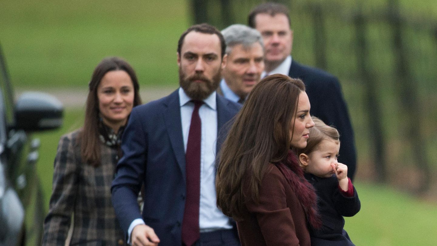Grosszuegige-Geste-Dieses-Luxus-Geschenk-ueberreicht-Kate-ihrem-Bruder-James-zum-ersten-Baby.jpg