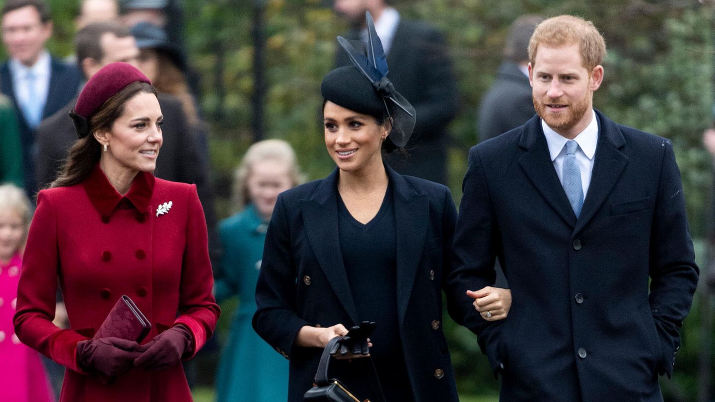 Herzogin-Meghan-Prinz-Harry-Lud-die-Royal-Family-sie-nur-ein-Mal-zum-Weihnachtsfest-ein.jpg