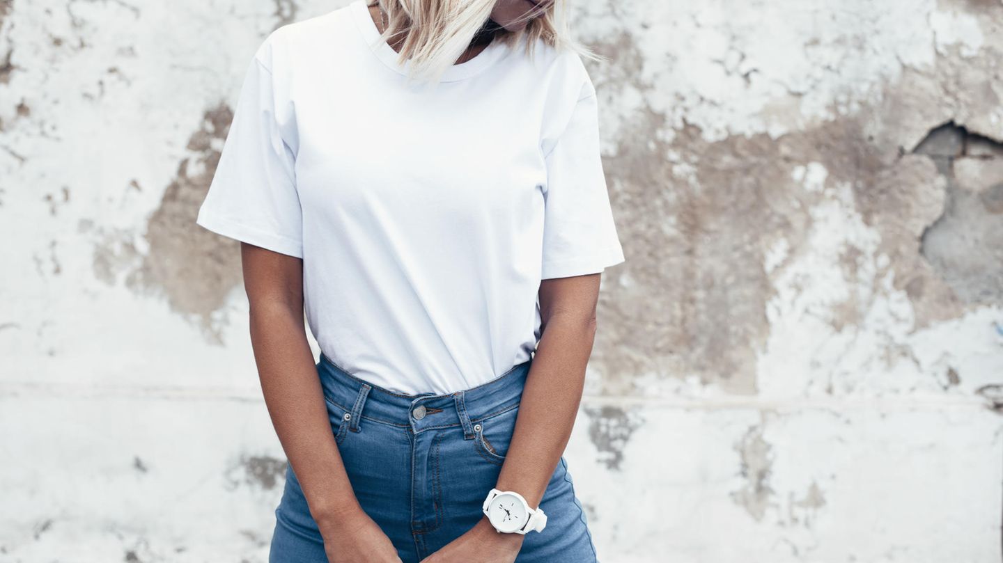 Skinny-Jeans-2-Styles-die-das-umstrittene-Piece-zur-Trend-Jeans-2023-macht.jpg