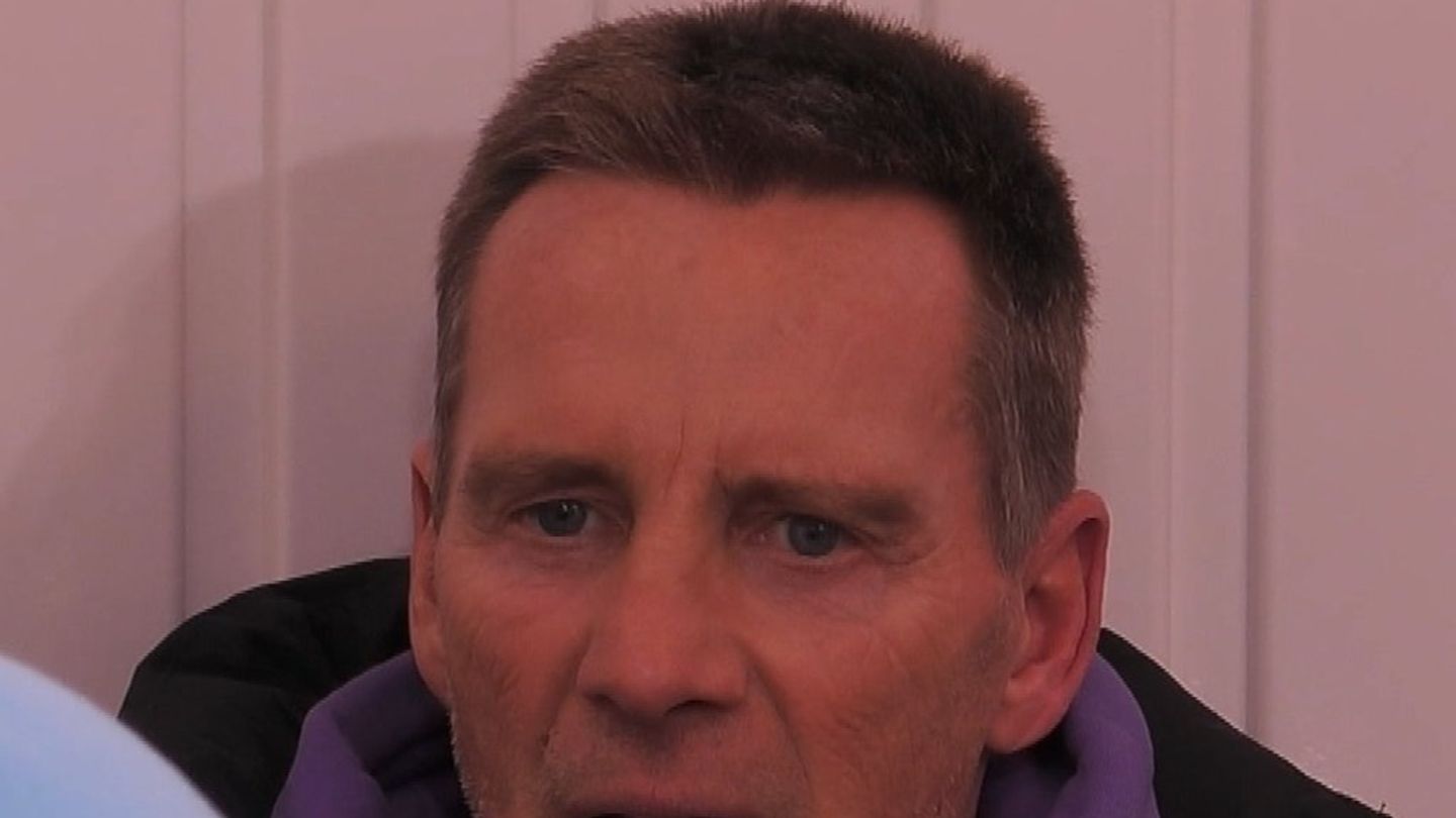Urgestein-Juergen-Milski-streicht-die-Segel.jpg