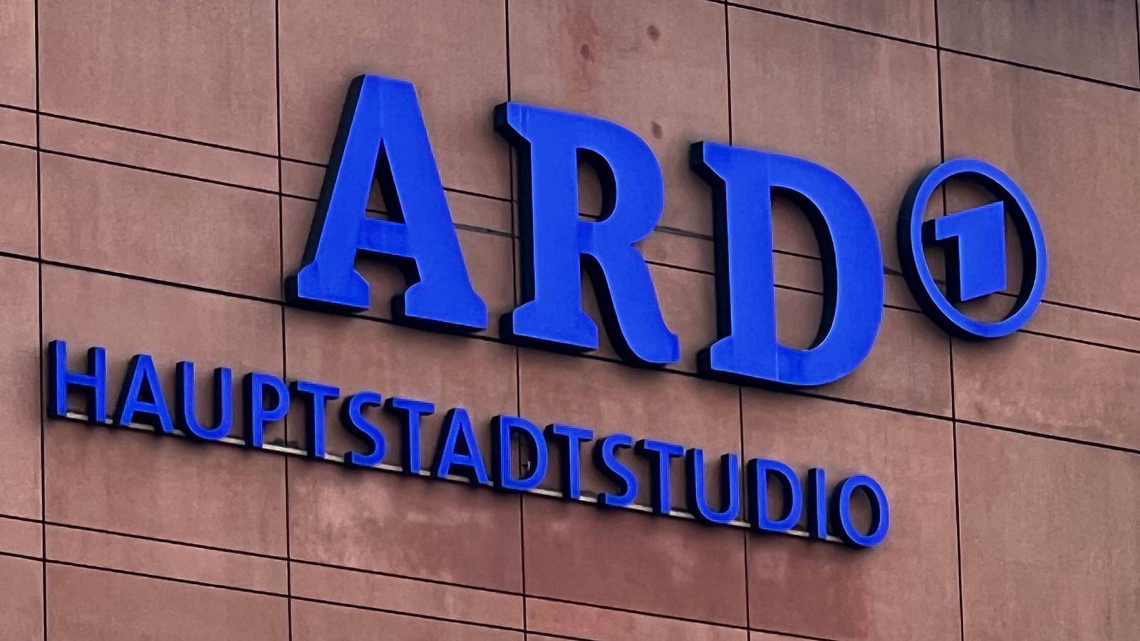 ARD-TV-Aus-nach-ueber-zwei-Jahrzehnten-InTouch.jpg