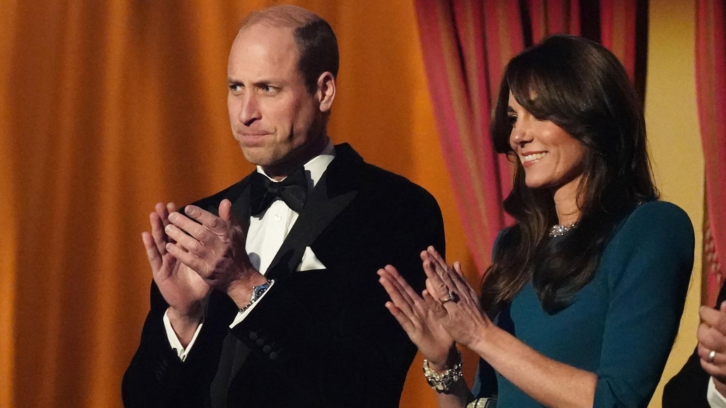 Prinz-William-weint-vor-Lachen-Royal-Fans-feiern-Ausnahme-Aufnahme-des-Royals.jpg