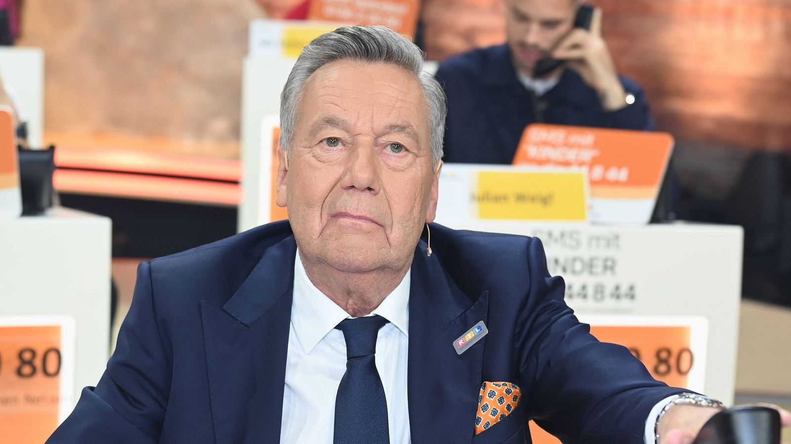 Roland-Kaiser-Zoff-ums-Geld-Sie-hat-ihn-voellig-unter-Kontrolle-InTouch.jpg