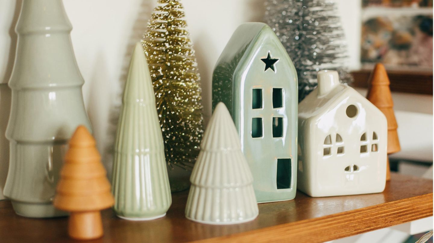 Skandinavische-Weihnachtsdeko-Mit-diesen-7-Wohn-Accessoires-wirds-nordisch-gemuetlich.jpg